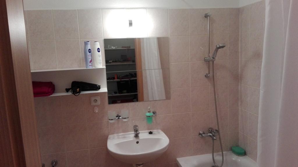 Apartman Jarosova Зноймо Екстер'єр фото