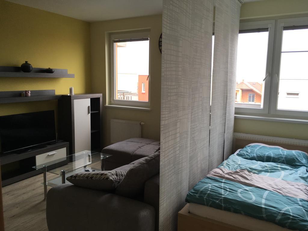 Apartman Jarosova Зноймо Екстер'єр фото